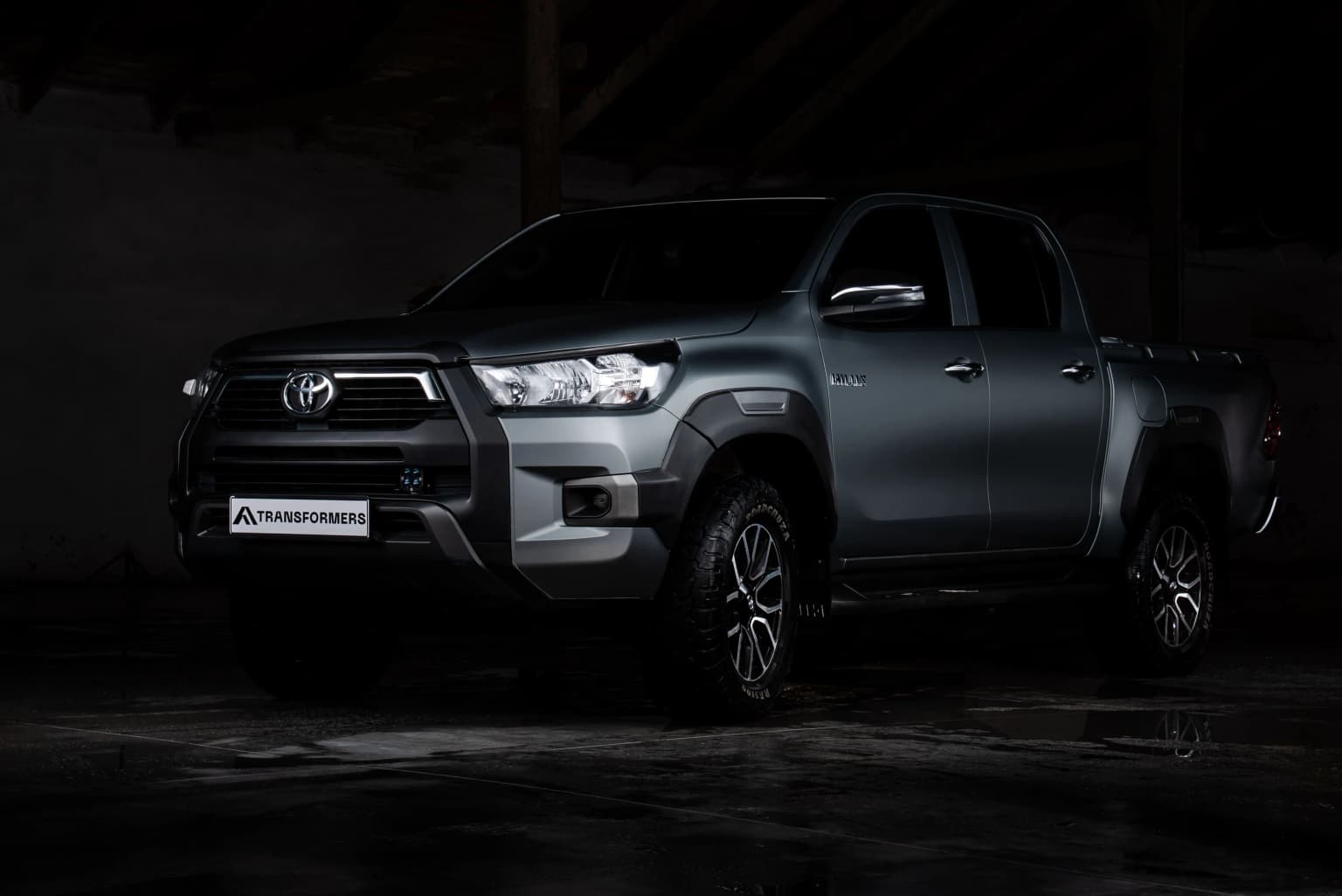 Порівняння типів броньованих комерційних авто: як обрати оптимальний захист для бізнесу