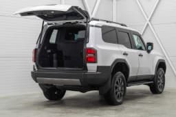 Орендувати Броньований Toyota Land Cruiser Prado 250 (Білий), фото 7